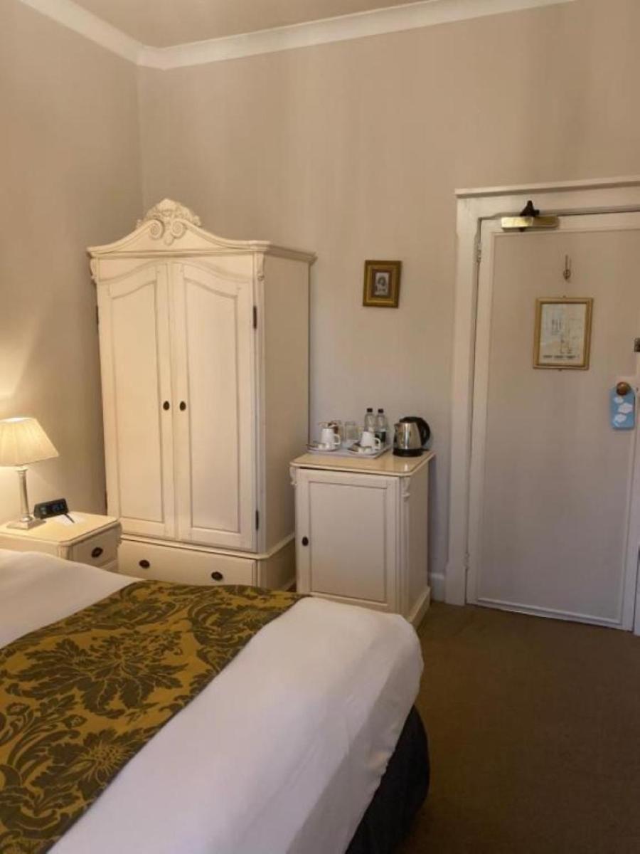 Langtry Manor Hotel Борнмът Екстериор снимка