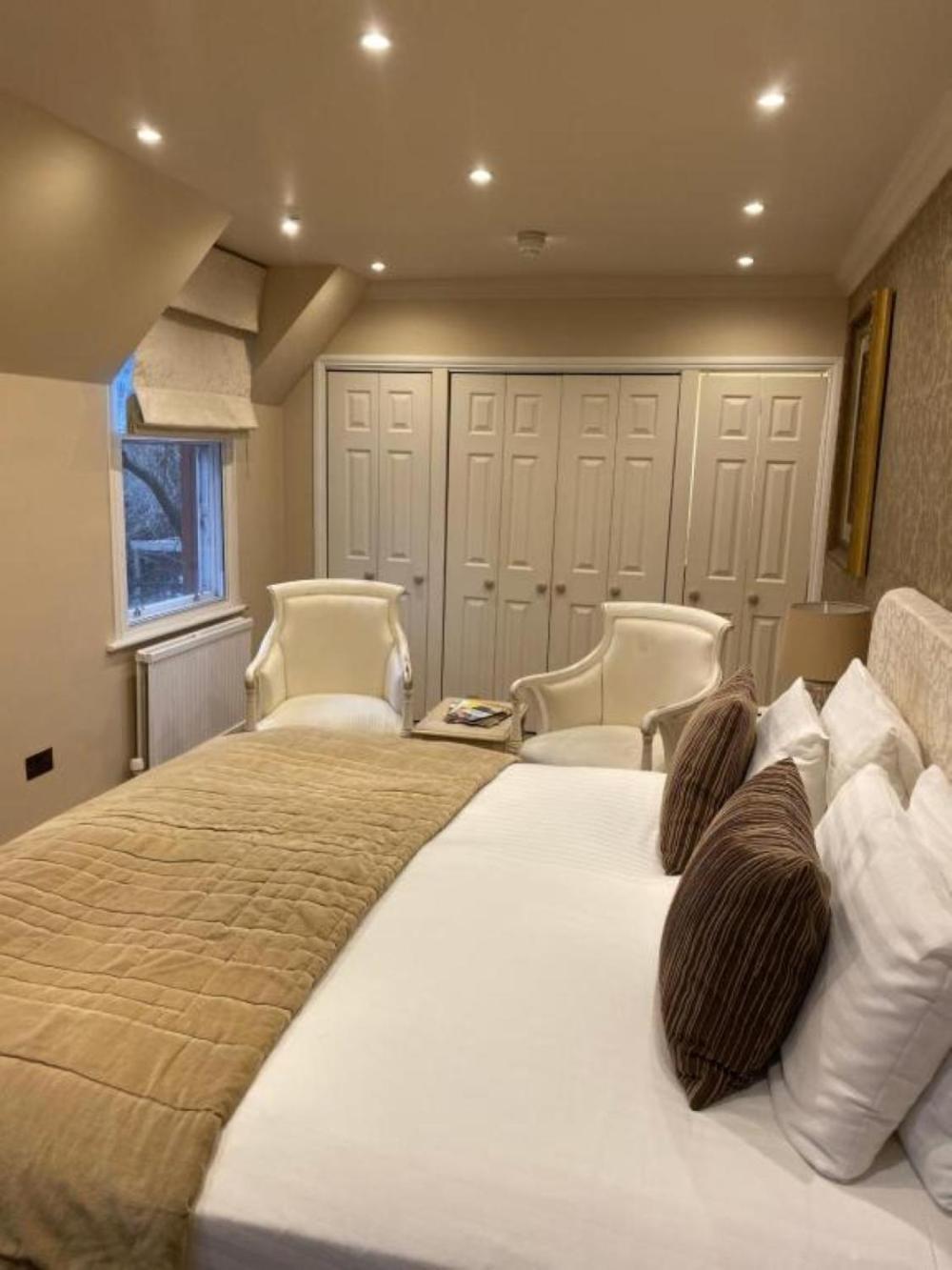Langtry Manor Hotel Борнмът Екстериор снимка