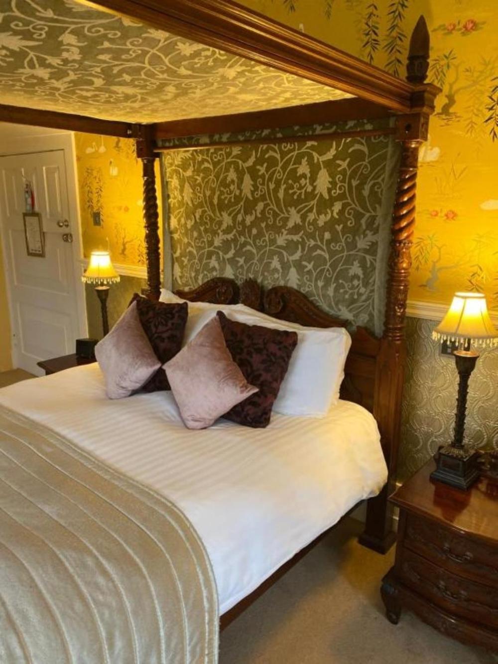 Langtry Manor Hotel Борнмът Екстериор снимка